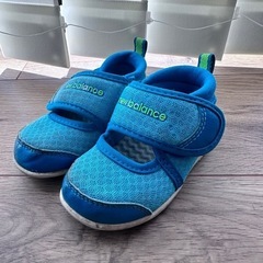 CONVERSE New Balance adidas サンダル 靴の画像