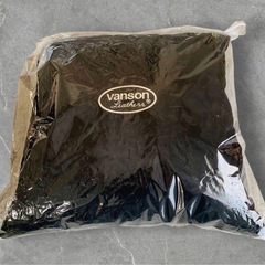 VANSON Leathers クッションカバー /缶バッジ2個セットの画像