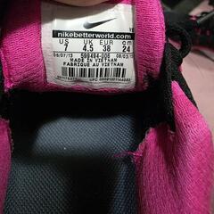 NIKE　ナイキ　レディーススニーカー　24cmの画像