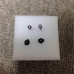 ボディピアス 両耳セット