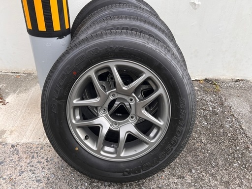 ジムニーJB64純正タイヤホイールブリヂストン 175/80R16 4本 ジムニーJB64純正タイヤホイールブリヂストン 175/80R16 4本