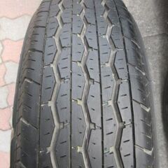 ハイエース・キャラバンに！BS製 195/80R15 ②の画像