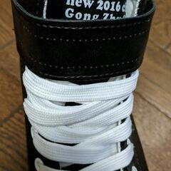 スニーカー　厚底の画像