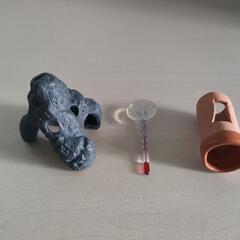 【値下げ】アクアリウム　ガラス水槽と水中フィルター等の画像