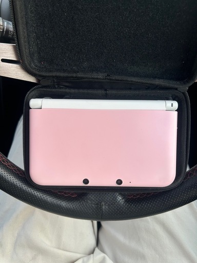 3DS LL 本日のみ15000円カセット4つ付き