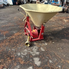 肥料　散布機
