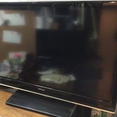 レグザ液晶テレビ　サイズ42