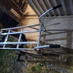 アルミコンテナカーの画像