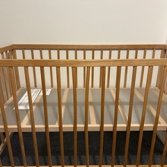 IKEA ベビーベッドの画像