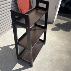 テーブルとラック   の画像