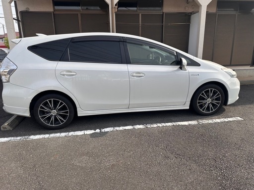 トヨタプリウスα