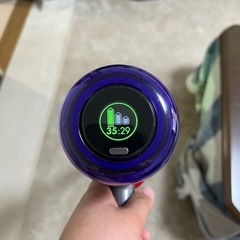 Dyson digital slim fluffy SV18無線掃除機の画像