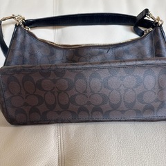 coachショルダーバッグの画像