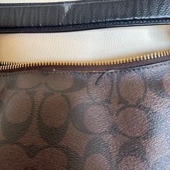 coachショルダーバッグの画像