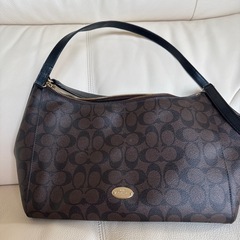 coachショルダーバッグ