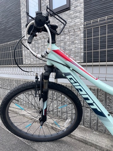 GIANT クロスバイク　ジュニア　アイスグリーン　20インチ　