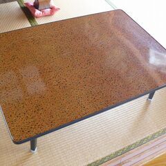 折り畳みテーブル