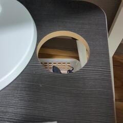 折りたたみテーブルの画像