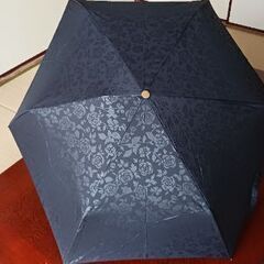 婦人用折りたたみ傘(晴雨兼用.UVカット対策)新品！
