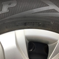 トヨタ純正ホイールタイヤセット　ハイエース 200系  スタッドレスタイヤ　195/80-15  LTタイヤ　の画像