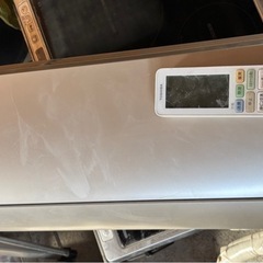 200v エアコン　RAS-402JDR