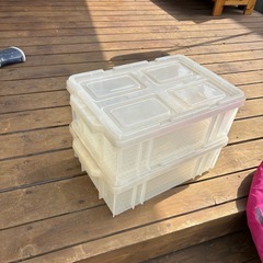 プラスチックケース　蓋付き