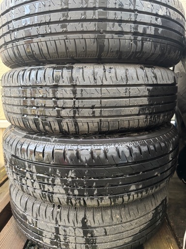 車のパーツ 155/65R14