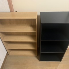単行本シェルフ と カラーボックス(2点)の画像