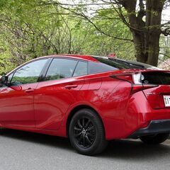 4WD 車検満タン プリウス 後期 トヨタセーフティセンス 衝突軽減ブレーキ レーダークルーズ ナビ フルセグTV Bluetooth バックモニター スマートキー LED ETC2.0の画像