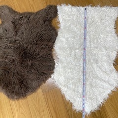 毛皮風ラグ (まちこ) 江戸川のカーペット/マット/ラグの中古 毛皮風ラグ (まちこ) 江戸川のカーペット/マット/ラグの中古