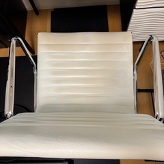 チェア　イスの画像