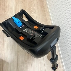 美品Joie ベビーシート&ベースセット チャイルドシート　最終値下げの画像