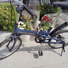 ジャイアント折りたたみ自転車の画像