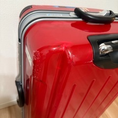 【即引渡し】キャリーケース　　大型サイズ　傷あり　鍵無し　赤　スーツケース　の画像