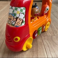 アンパンマン 音楽バスおもちゃの画像