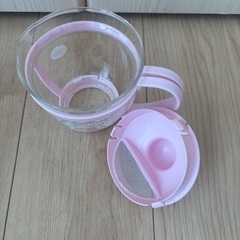 ガラスの急須の画像