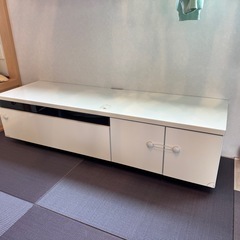 テレビ台　ロータイプ