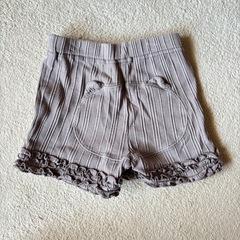 しまむら フリルパンツ くま グレー 100の画像