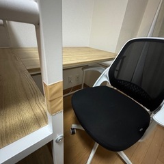 LOWYA パソコンデスク+椅子の画像