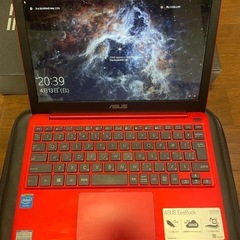  ASUS EeeBook X205TA ノートパソコン 小型軽量モデルの画像