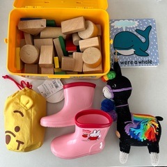 おもちゃ、雨具色々