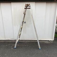アルミ製 5段 脚立 滑り止め付き の画像