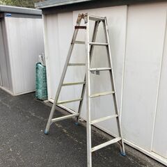 アルミ製 5段 脚立 滑り止め付き の画像