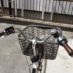 娘が乗っていたパナソニック ビビ 16Ah 26型 白 電動アシスト自転車 乗って帰れますの画像