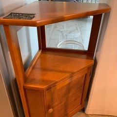 出張買取実施中★カリモク　コーナーテーブルの画像