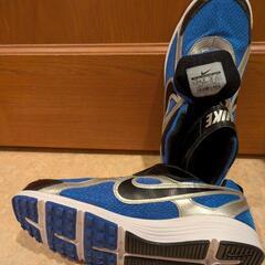 6/6更新　新品です！NIKE　子ども用スニーカー　24.5cmの画像