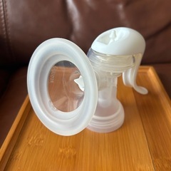 ピジョン　手動搾乳機の画像