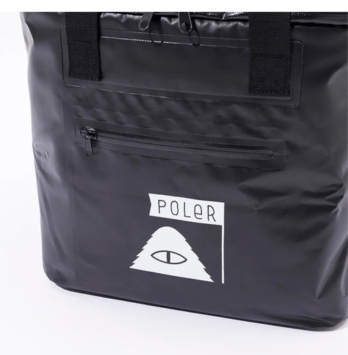 新品未使用　POLER マルチコンテナ