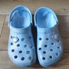 水色サンダル　19cmの画像