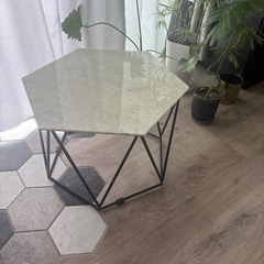 大理石　コーヒーテーブル